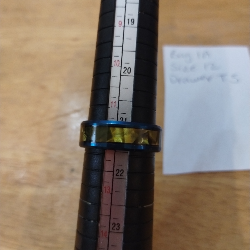 New men's stainless steel wedding band ring size 12